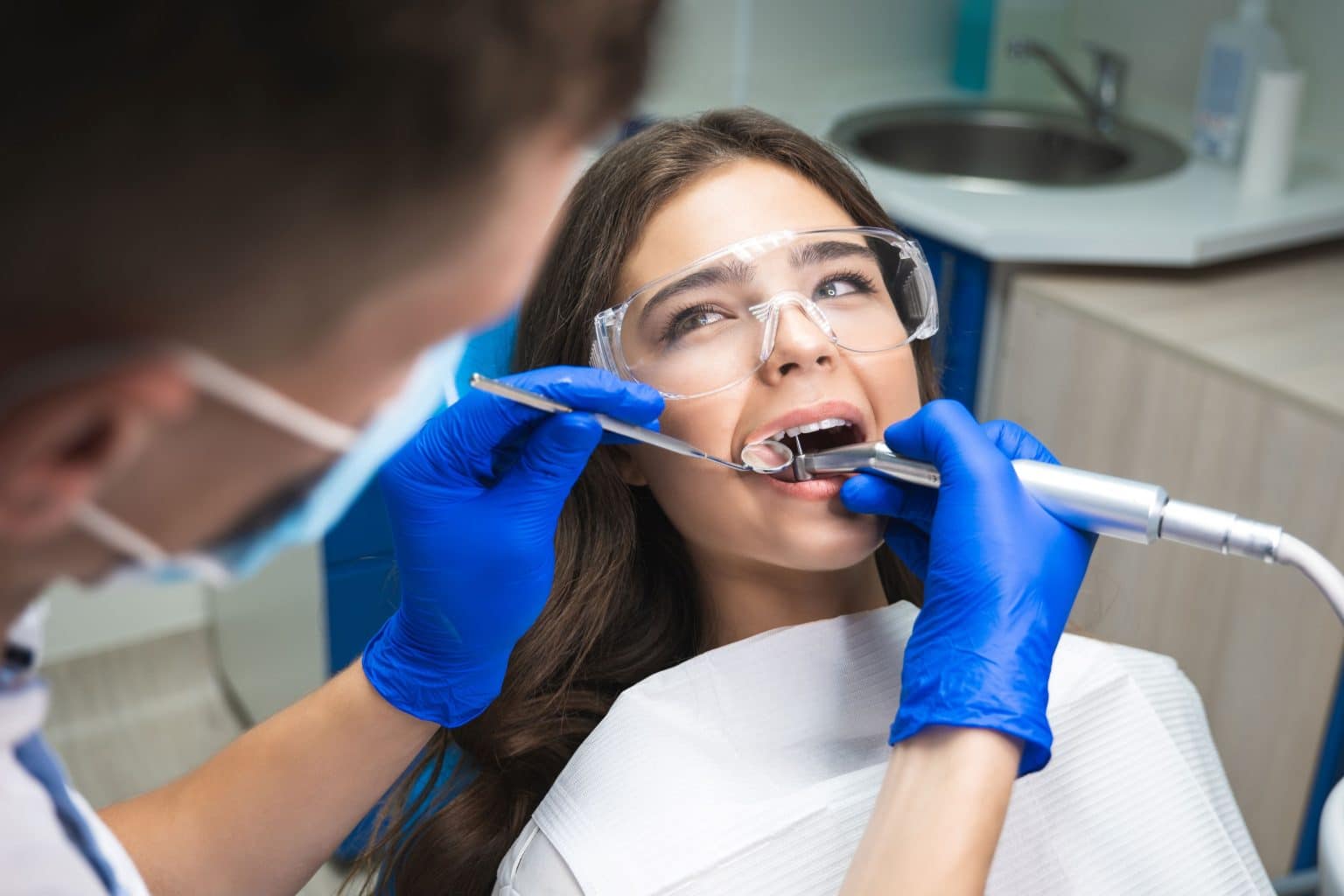 6 Signs You Need Root Canal Treatment Asap