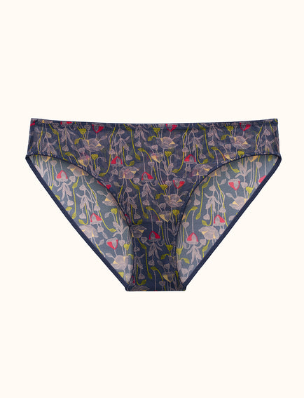 Best Color Underwear To Wear Under White Pants