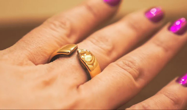 Evie Smart Ring Review - Healthsoothe.com
