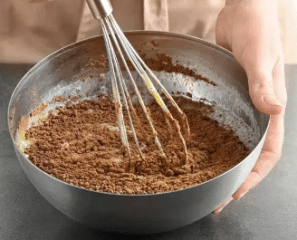 Making Mississippi Mud Cakes - Healthsoothe