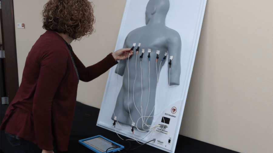 A Close Look At Ecg Simulators: Benefits And Top Picks